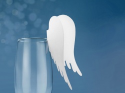 bílá křídla - dekorace na sklenici