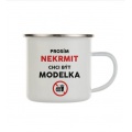 Plecháček bílý- Nekrmit, chci být modelka