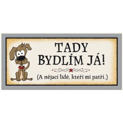  cedule s nápisem
